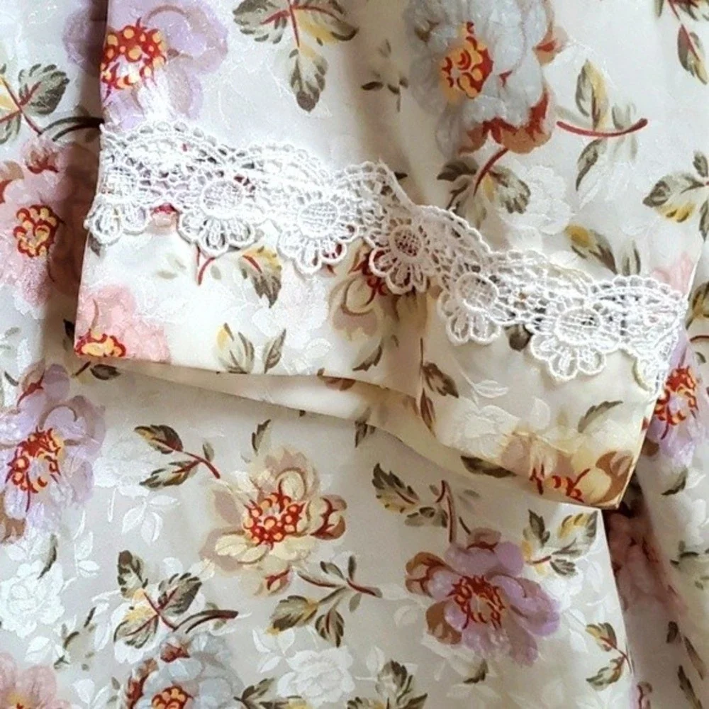 Vintage Christian Dior Long Night Gown Satin Robe Grandma Style Floral Size L - Picture 4 of 12